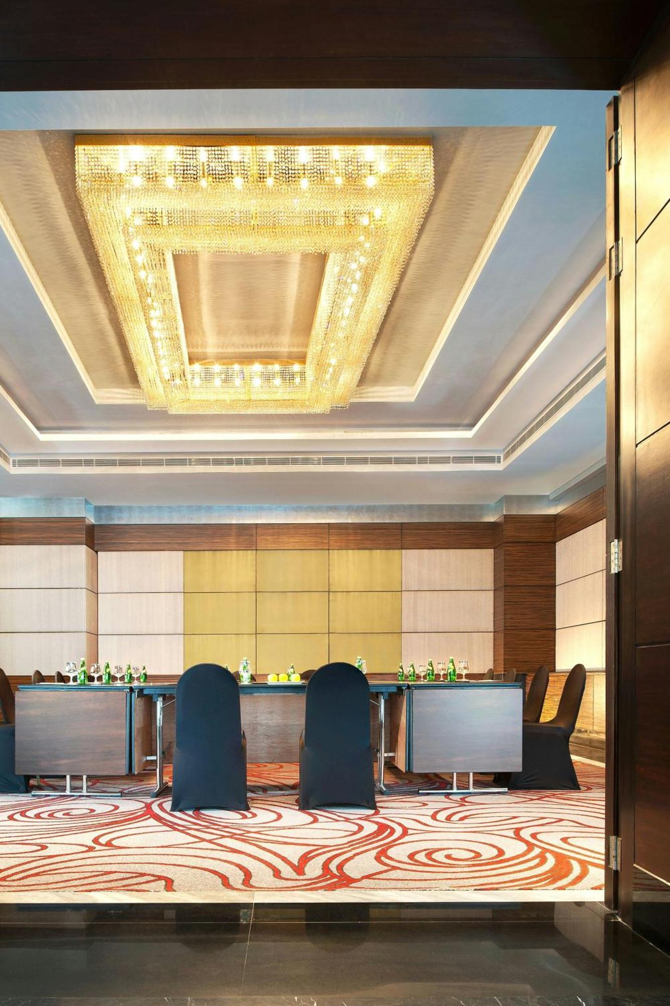 Le Meridien Coimbatore Exterior foto